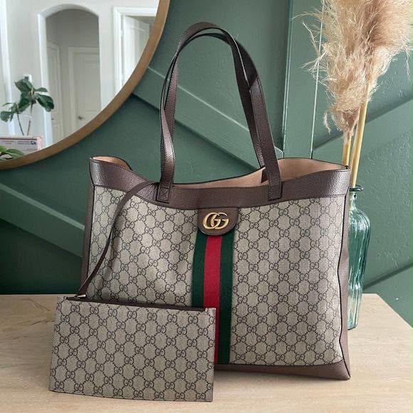 Gucci GG Supreme Ophidia Tote Bag With Pouch