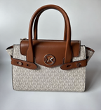 Vanilla Signature Carmen flap handbag front view