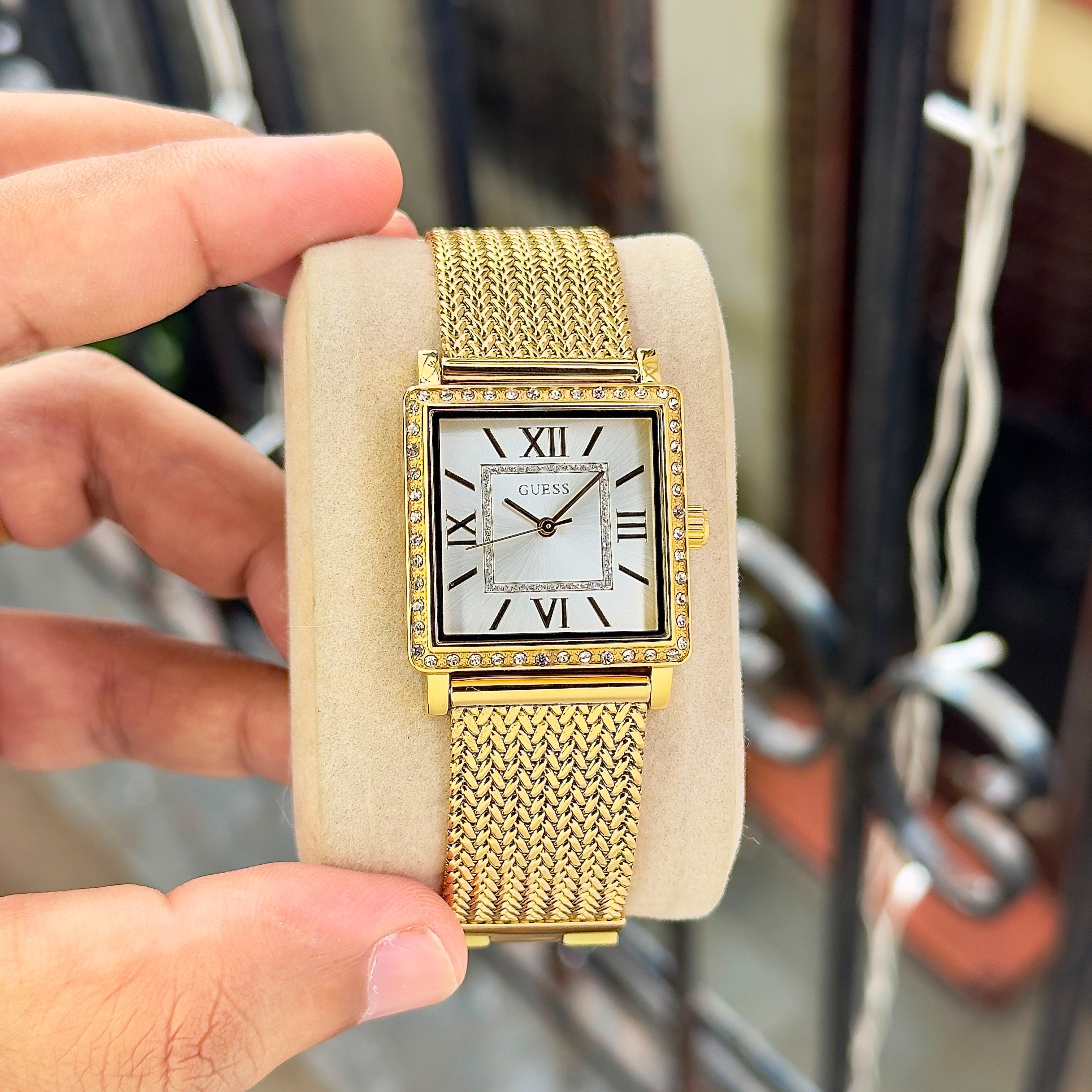 Guess Classic