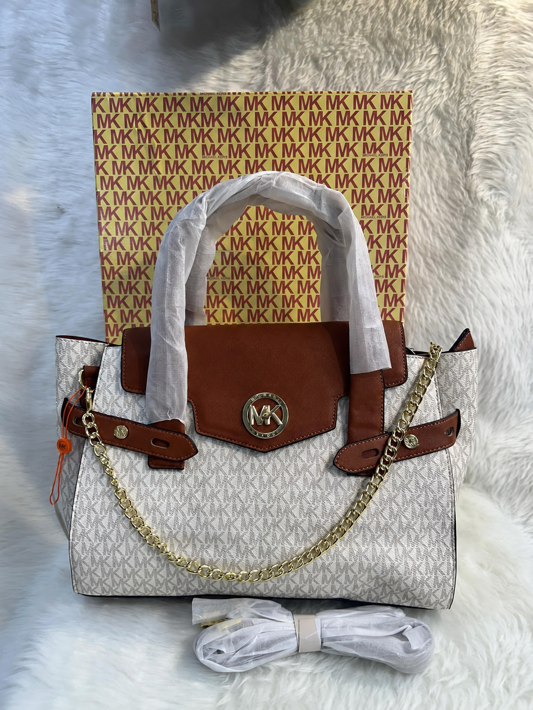 Vanilla Signature Carmen flap handbag with supplied box and long belt