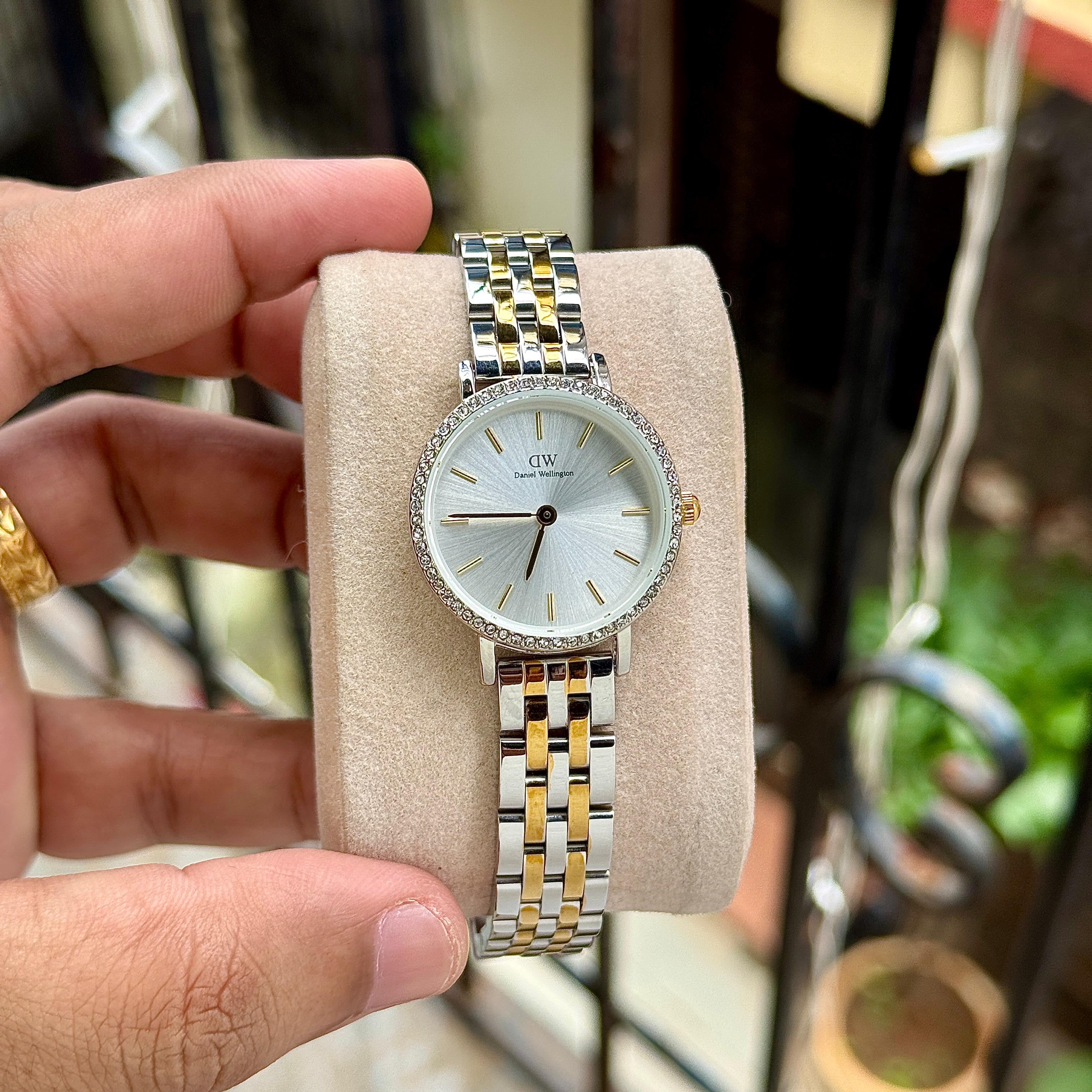 Daniel Wellington Petite