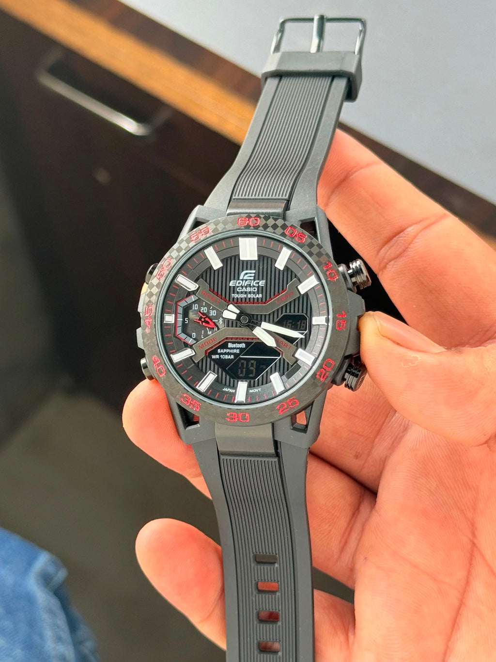 Casio Edifice Sospensione Digital