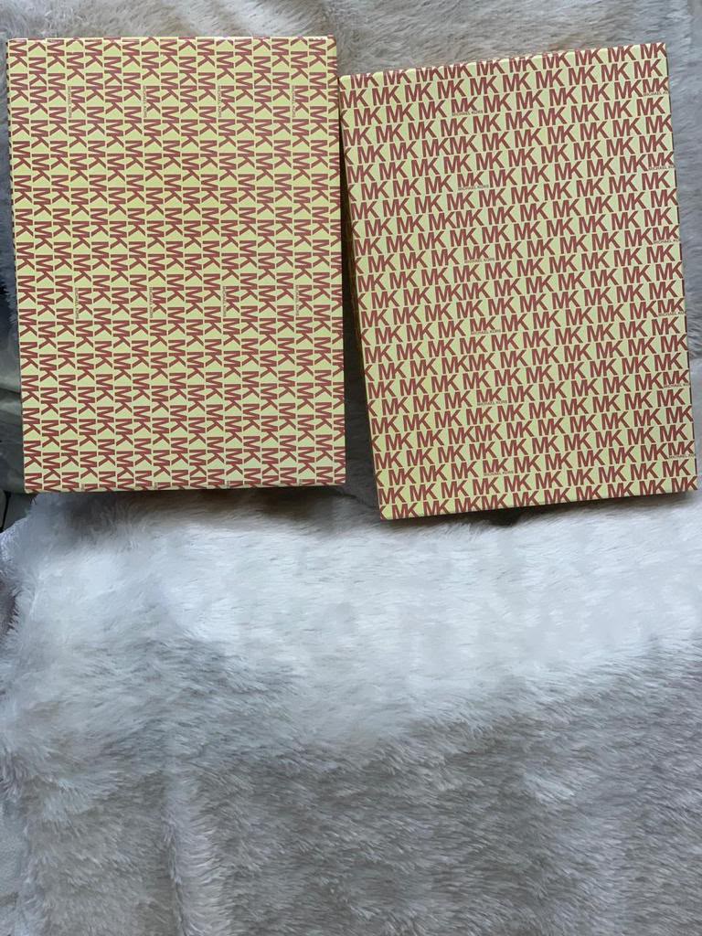 Supplied patterned box packaging