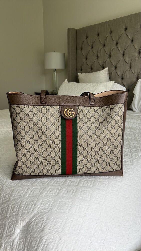 Gucci GG Supreme Ophidia Tote Bag With Pouch