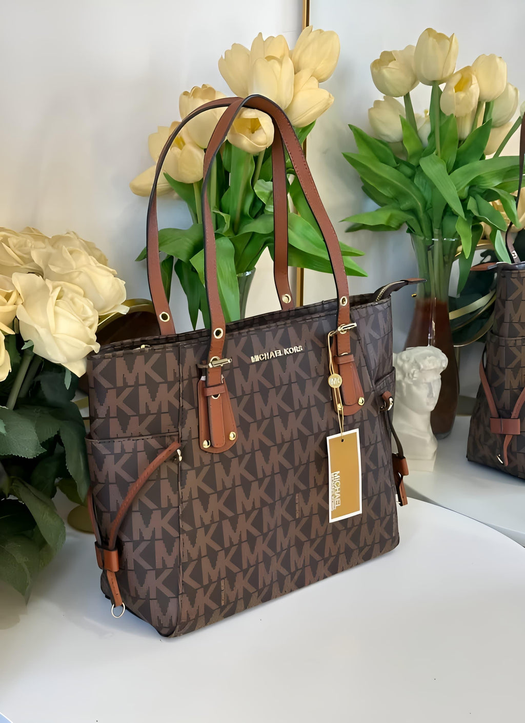 Michael Kors Voyager Medium Tote Bag