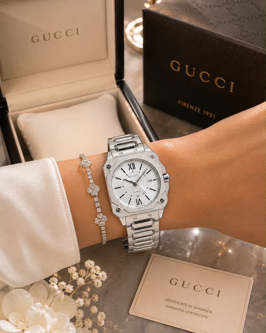 Gucci G-Flat