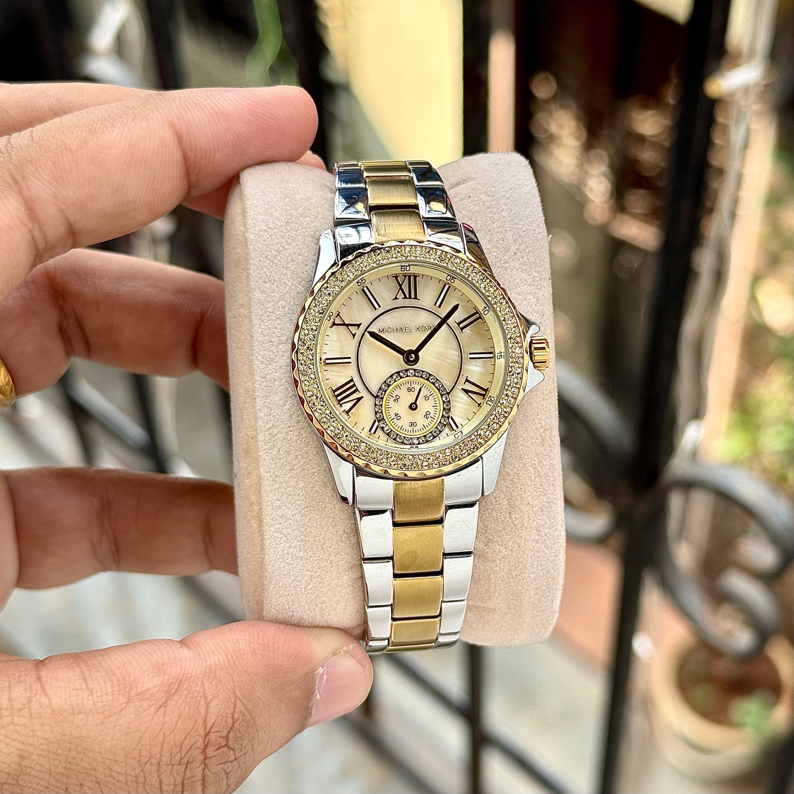 Michael Kors Everest