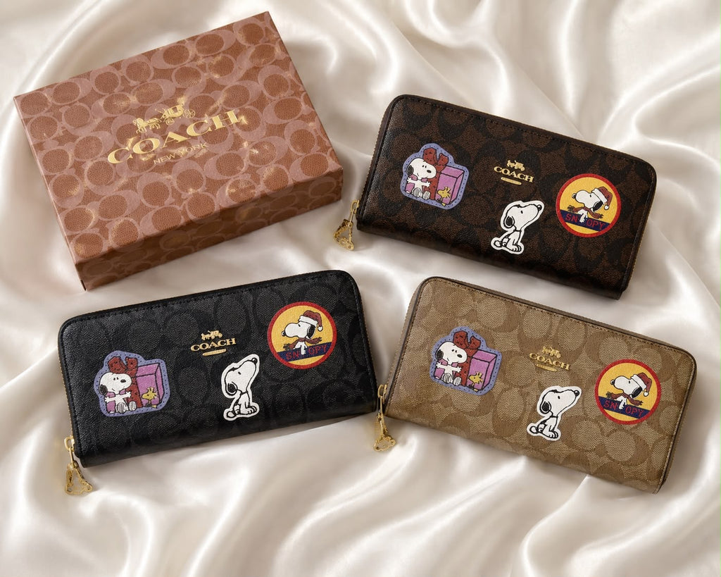 Coach X Peanuts Long Zipper Wallet