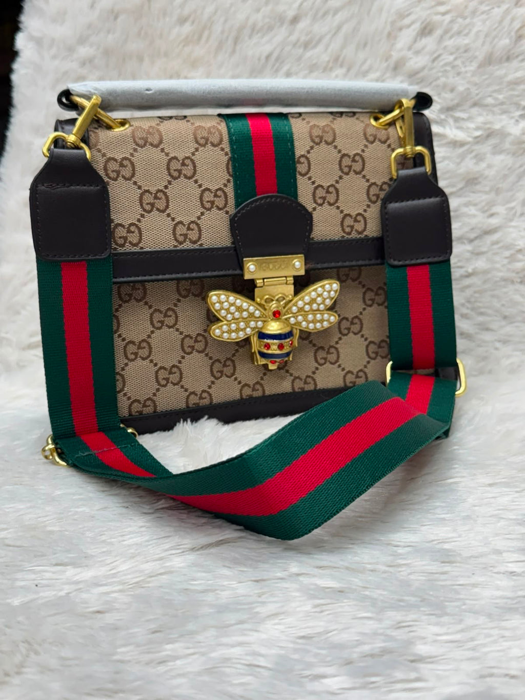 Gucci Padlock Queen Margaret Bee Press Lock Shoulder Bag