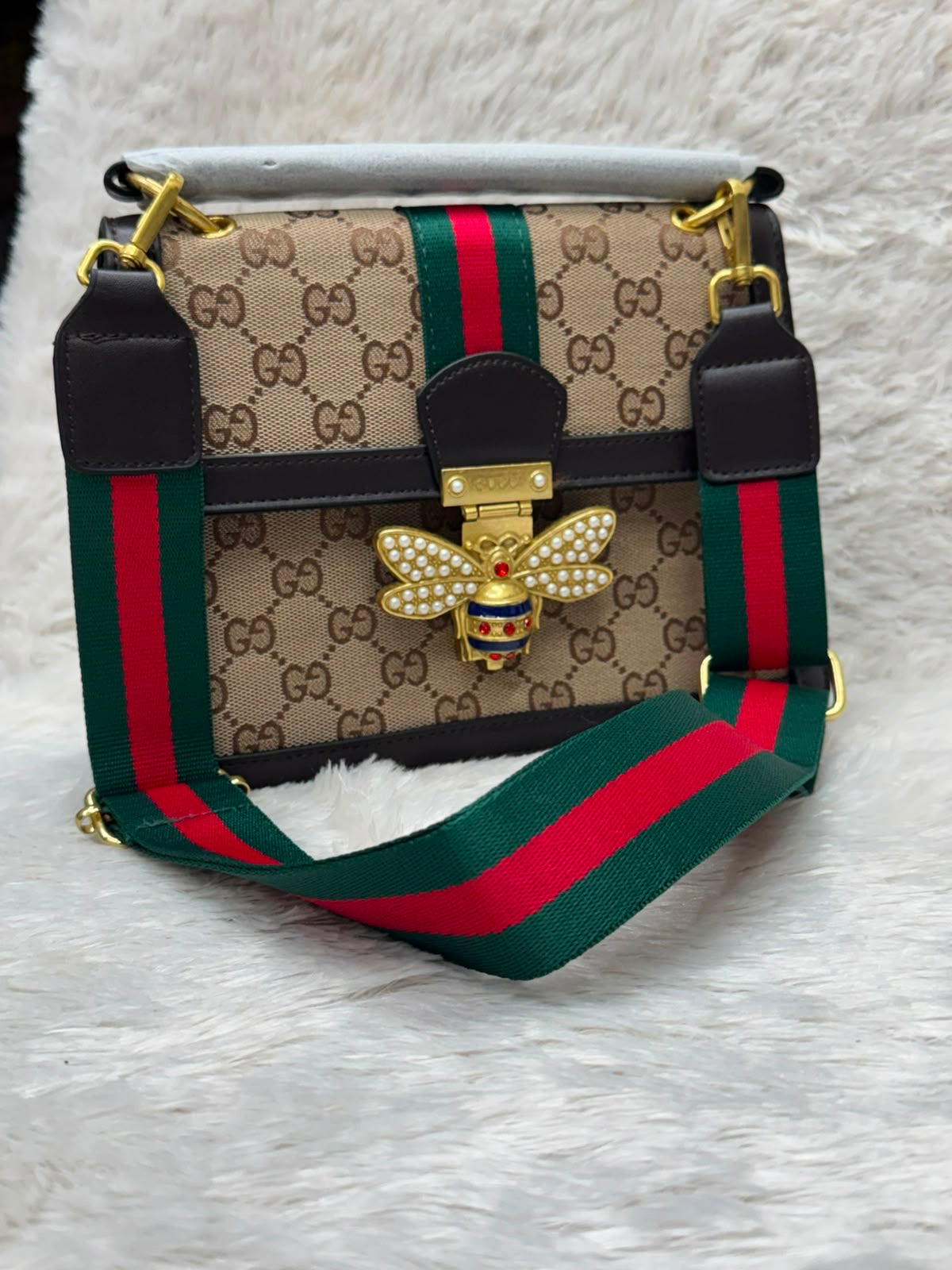 Gucci Padlock Queen Margaret Bee Press Lock Shoulder Bag