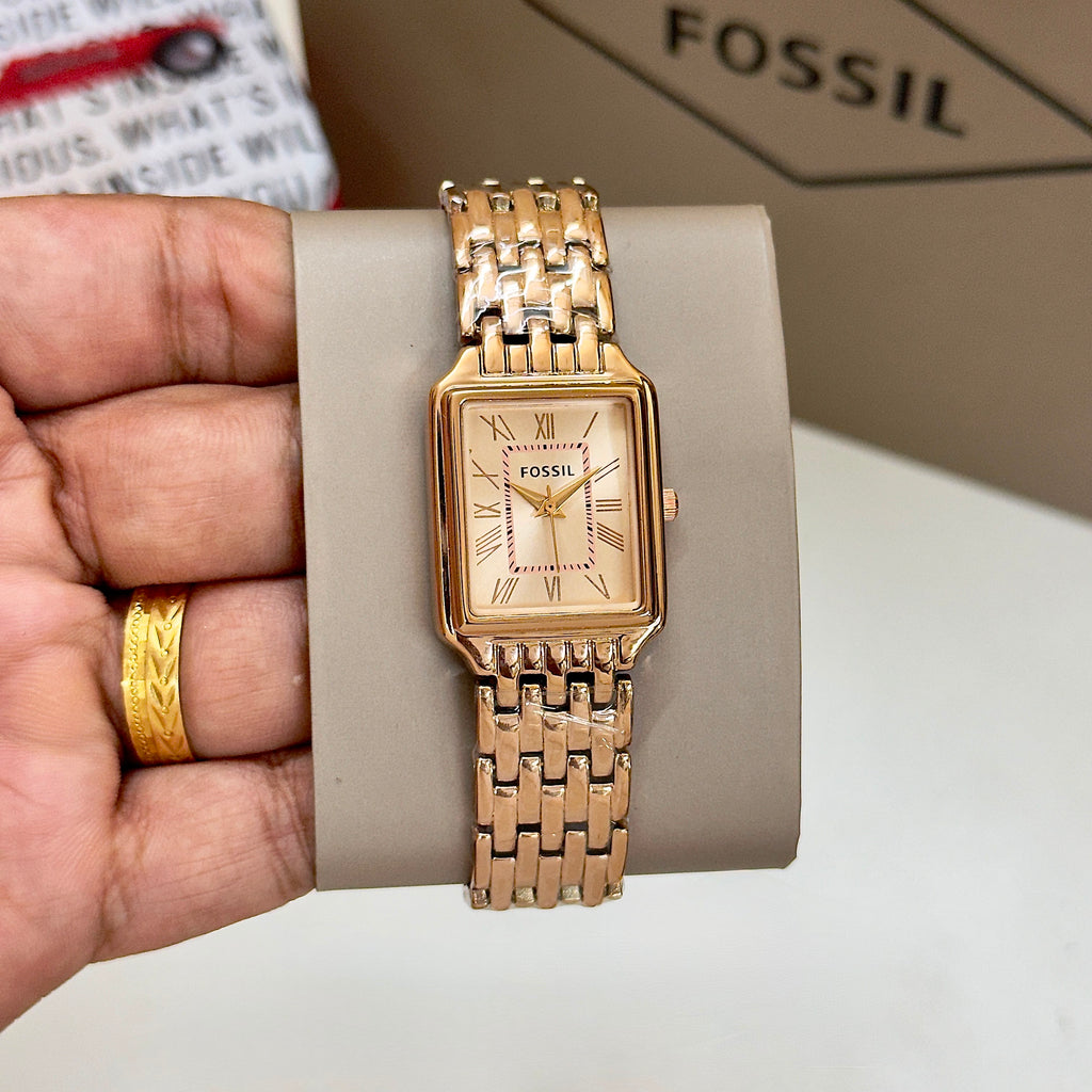 Fossil Raquel