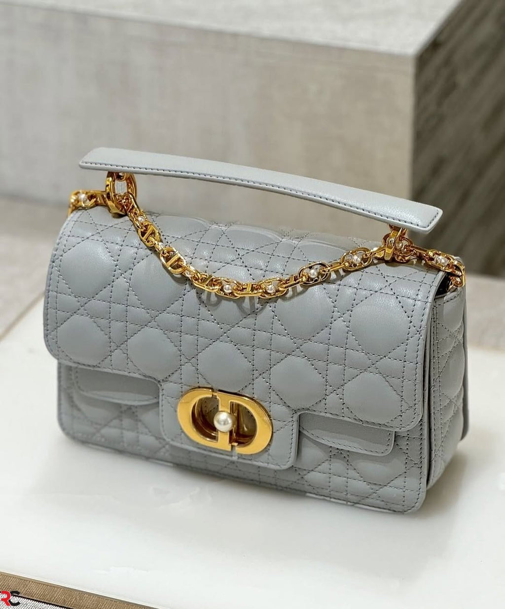 Dior Jolie