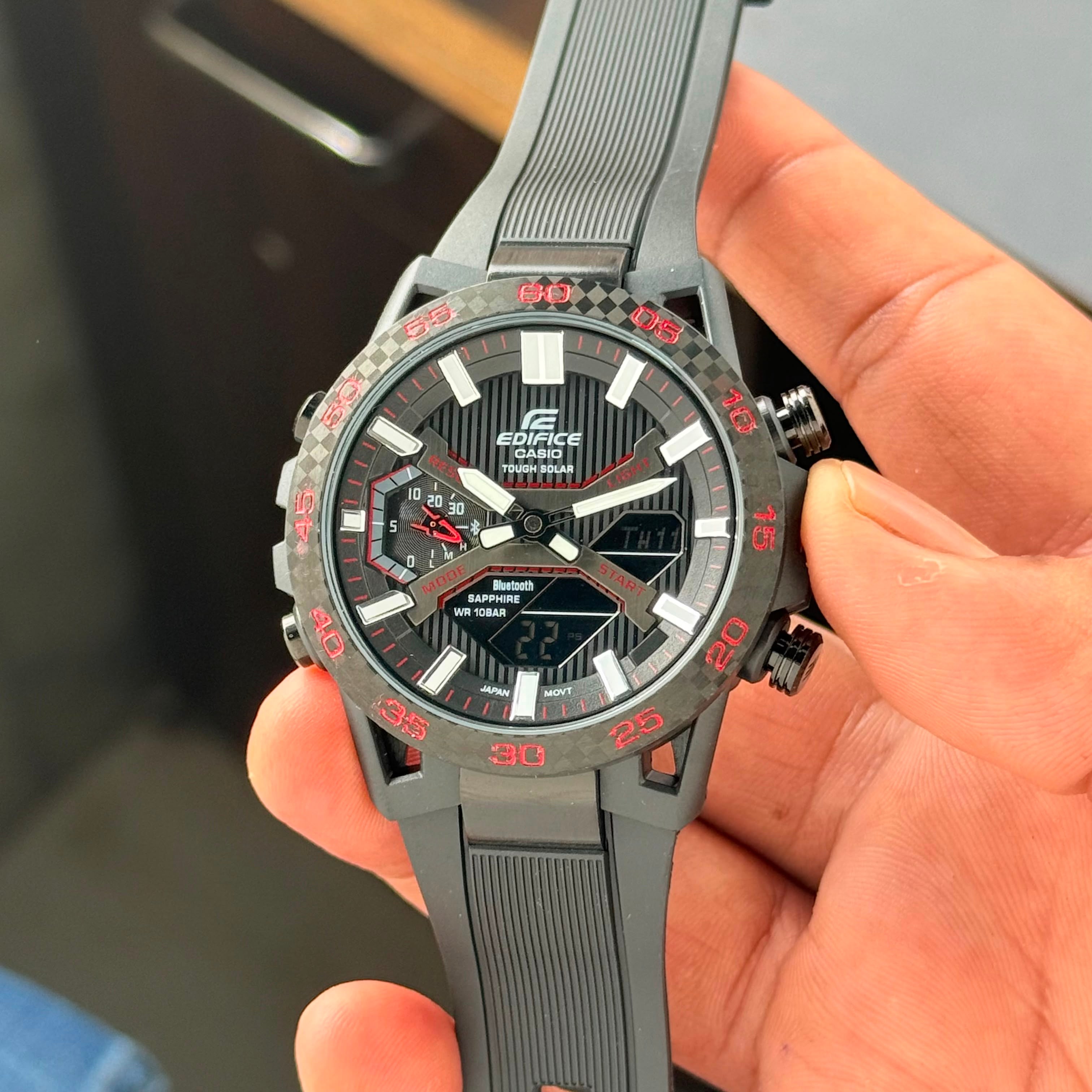 Casio Edifice Sospensione Digital