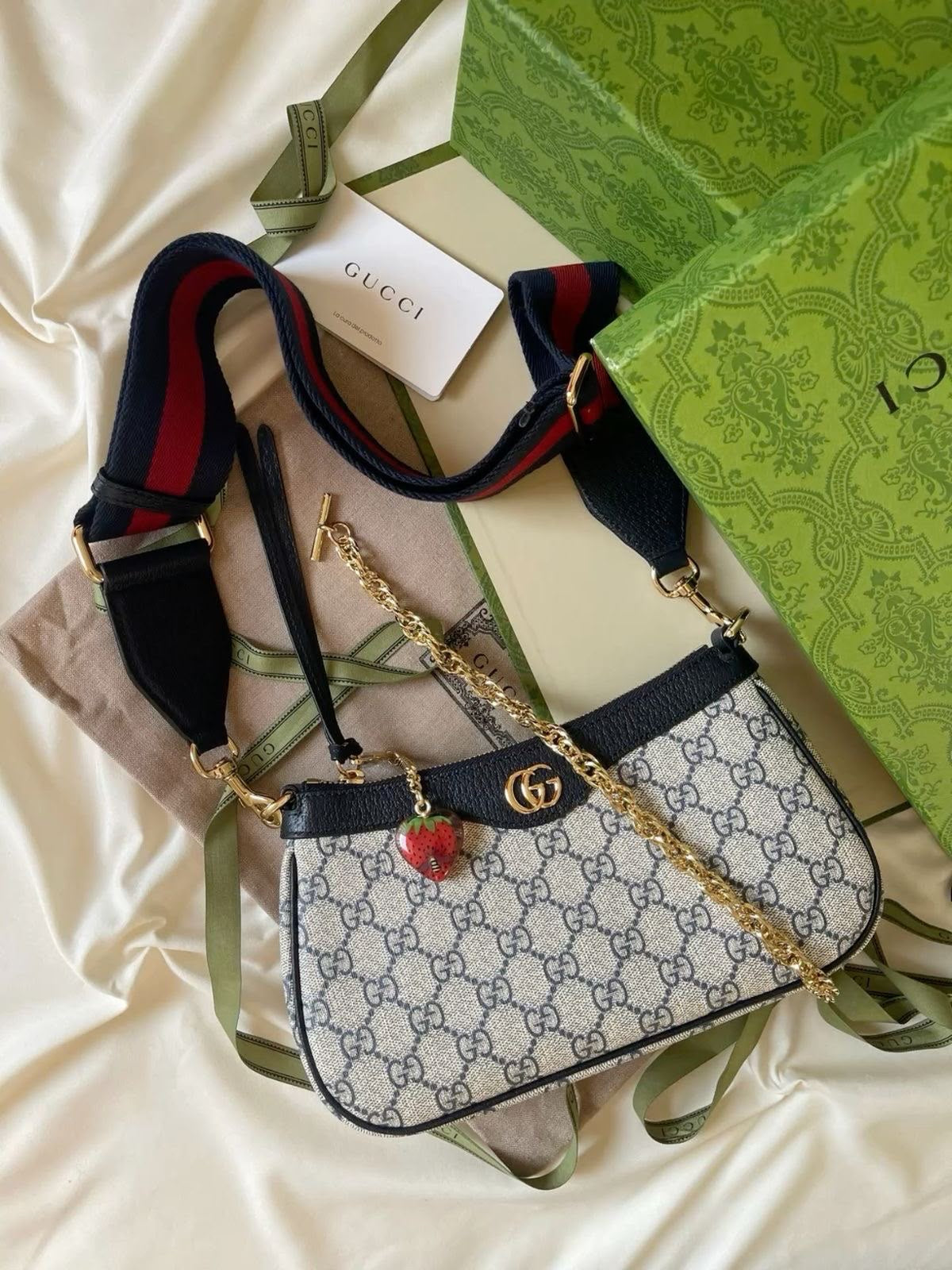 Gucci Ophidia GG Supreme