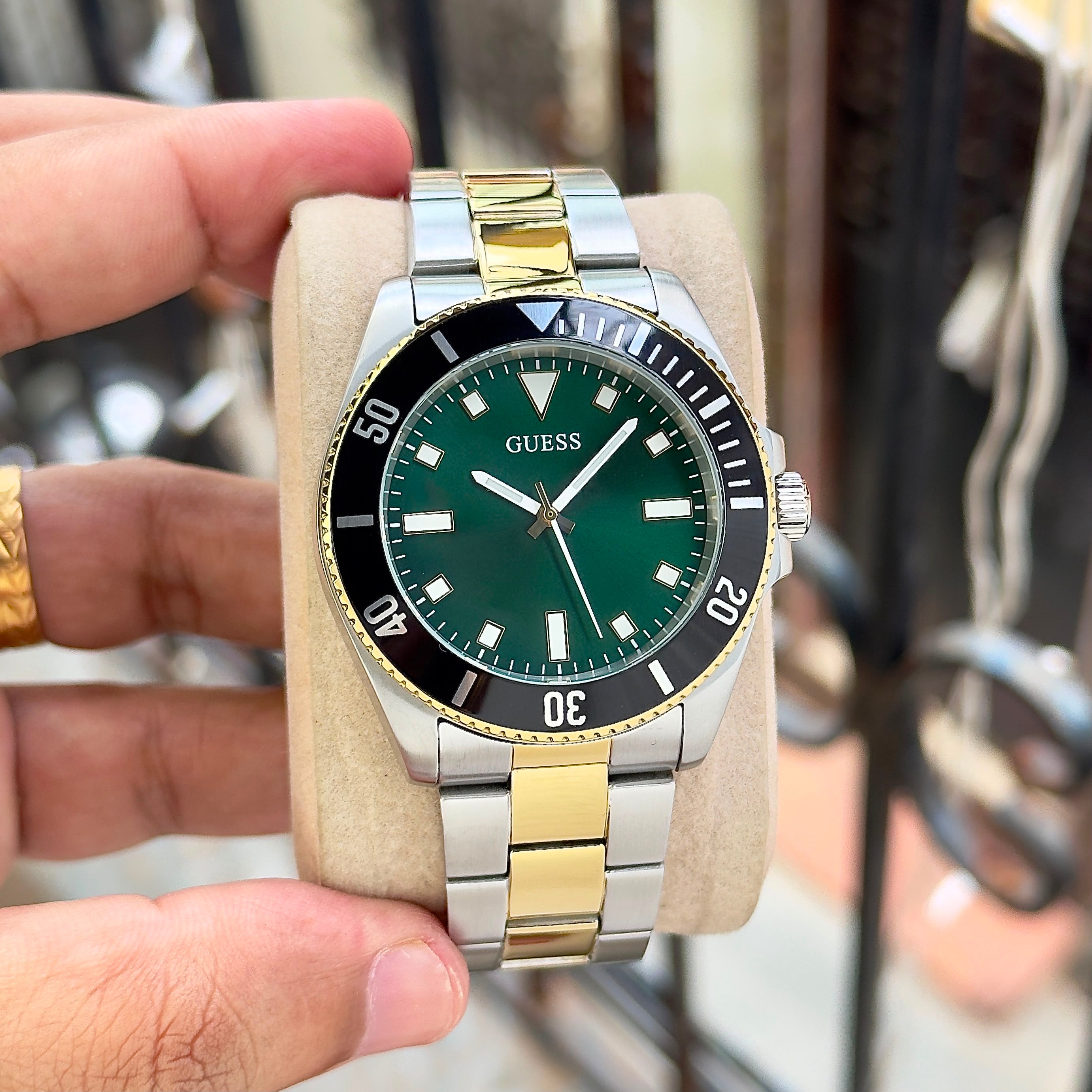 Guess Sport Series