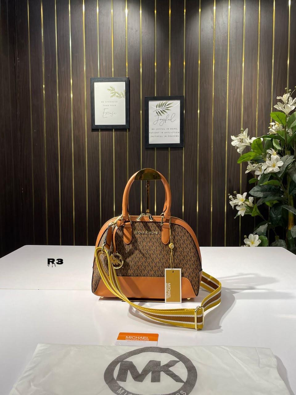 Michael Kors Alma