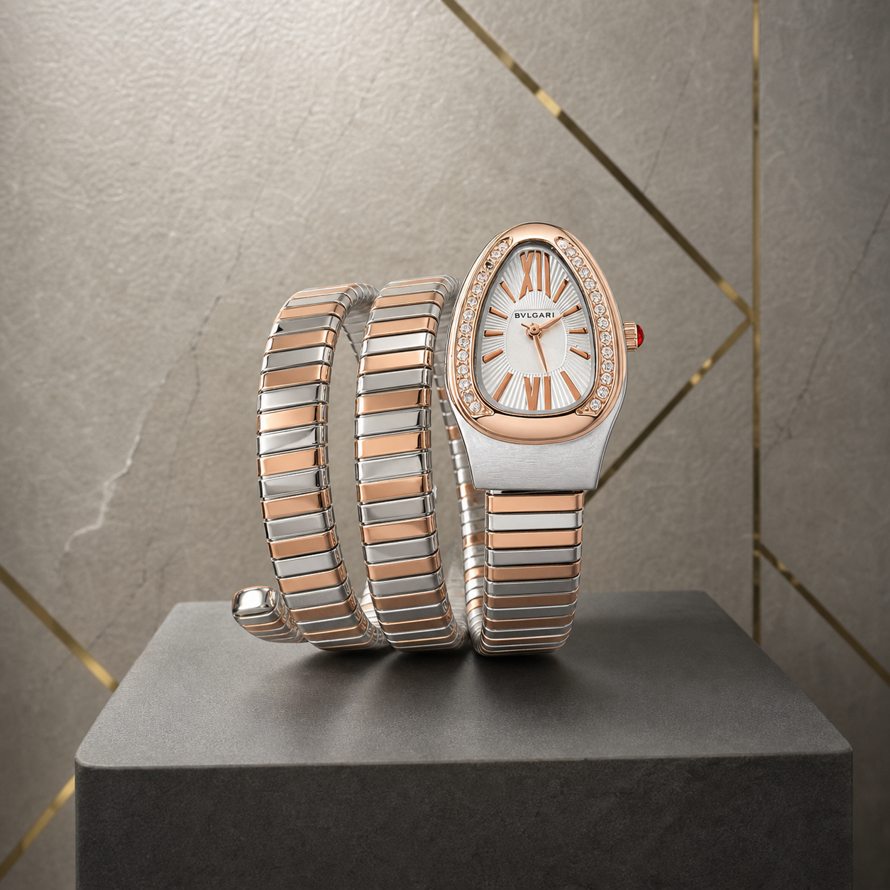 Bvlgari Serpenti Tubogas 103002 two-tone watch three-quarter view