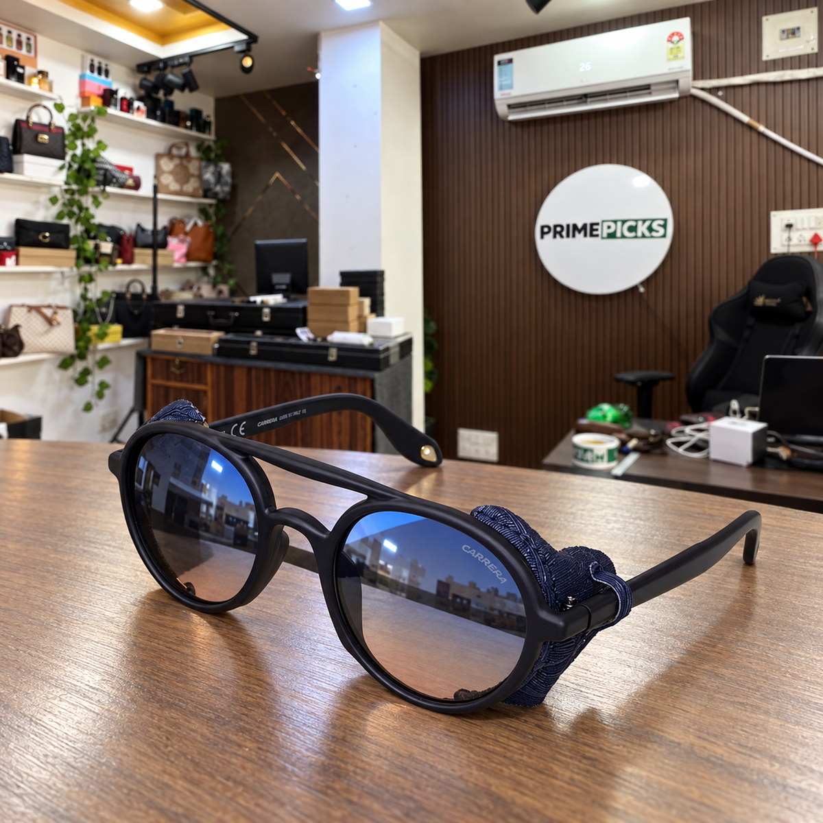 Carrera - Side-Shield Round Blue Gradient - Sunglasses office-front view