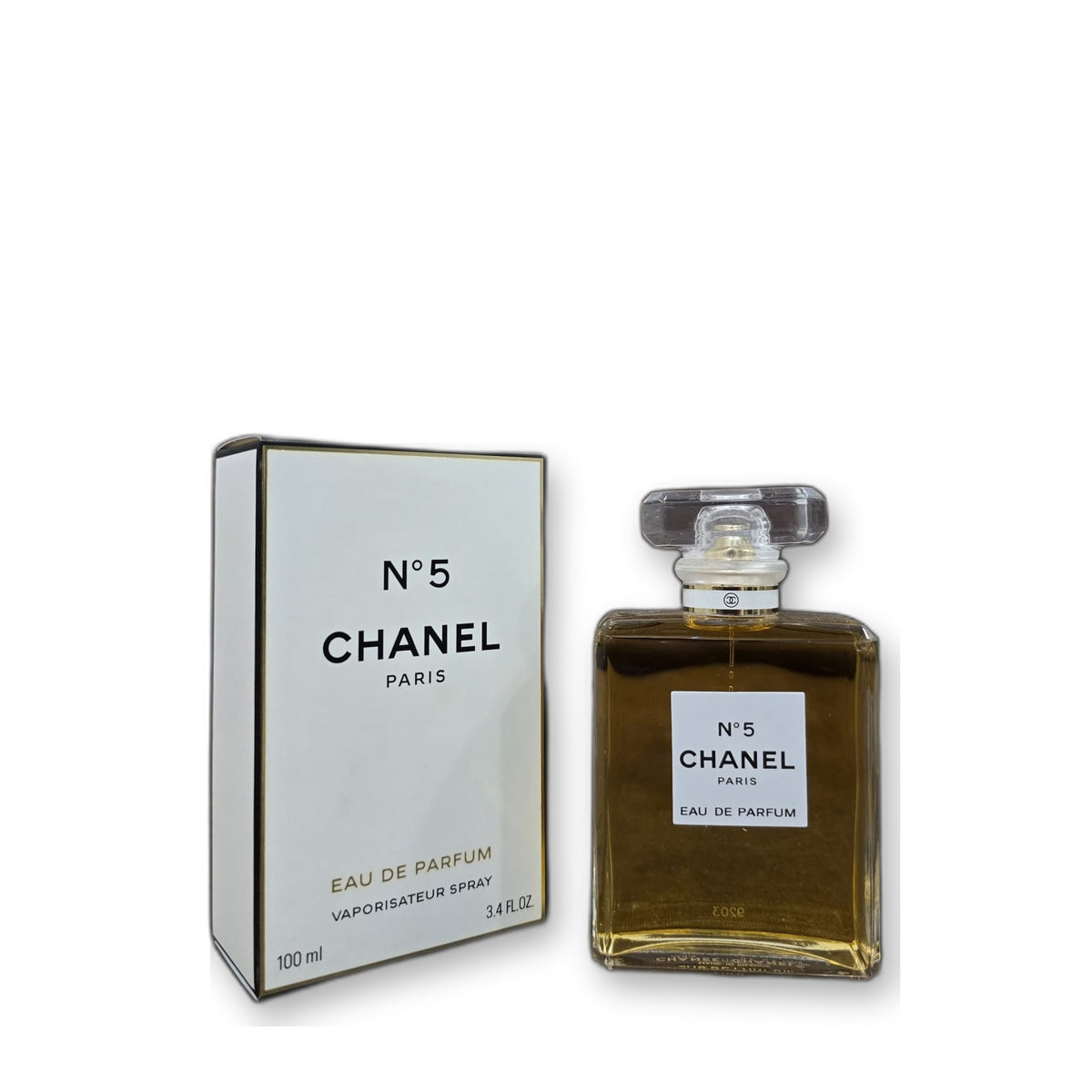Chanel N°5 Eau de Parfum 100 ml white background hero