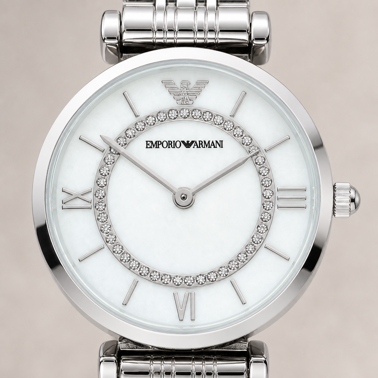 Emporio Armani Gianni T-Bar — dial and bracelet detail