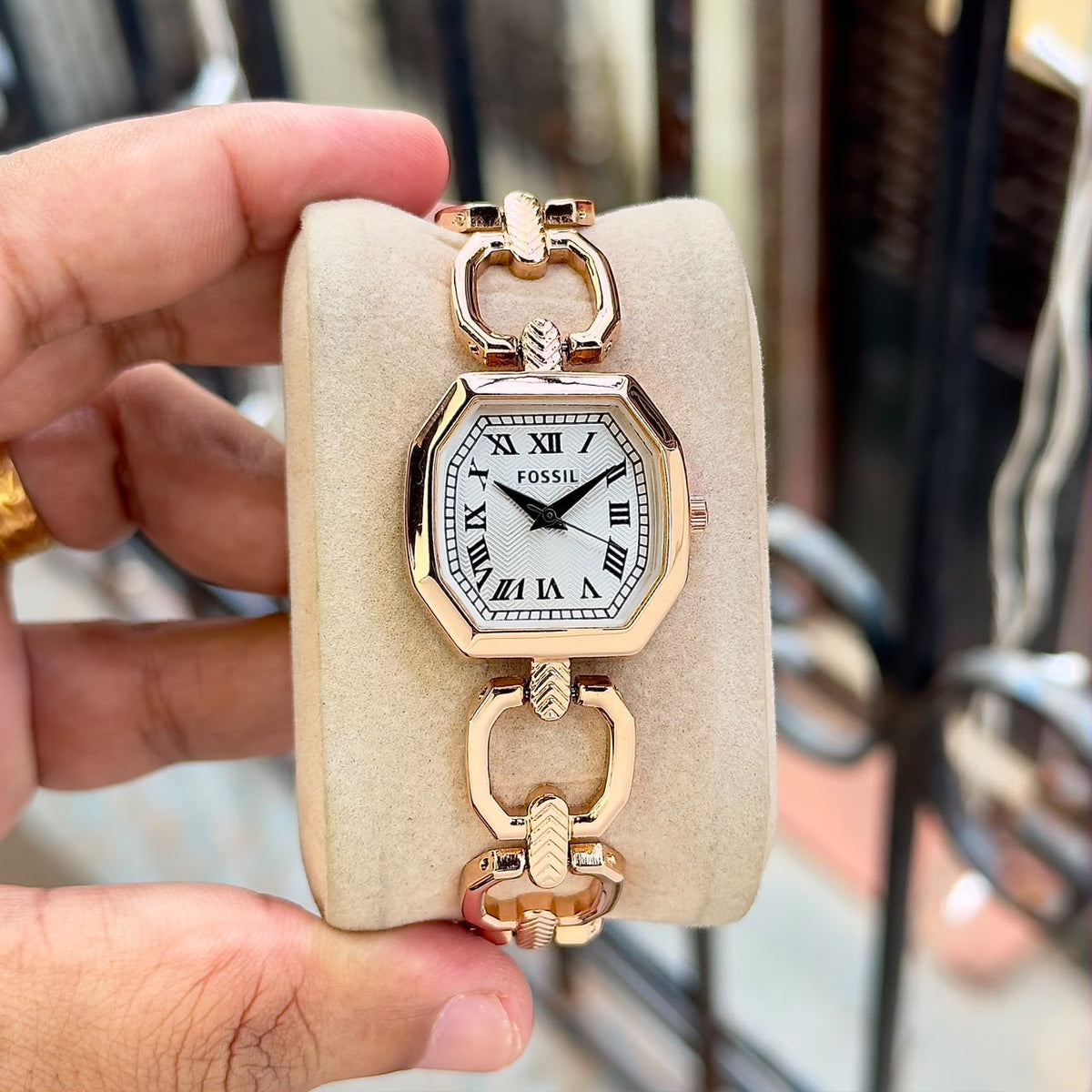 Fossil Harlow ES5485 rose-gold-tone watch with white dial original product photo