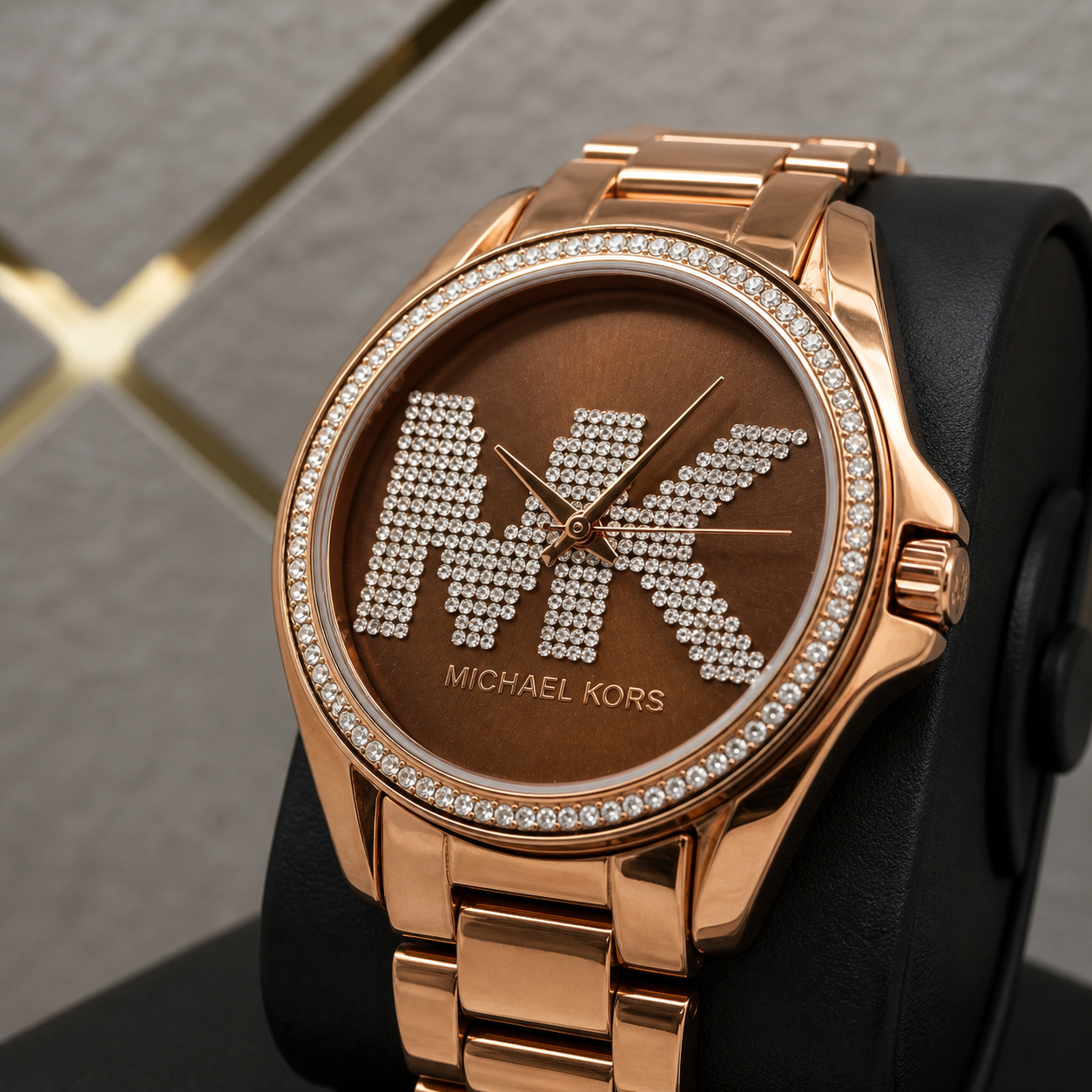 Michael Kors Bradshaw brown MK crystal dial and crystal bezel detail