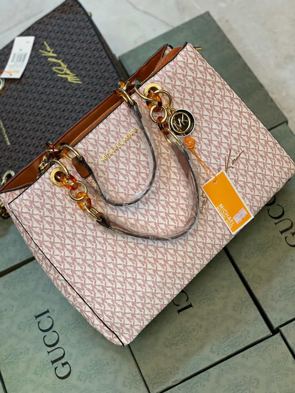 Michael Kors Cynthia Mono S Pink Large Monogram front view