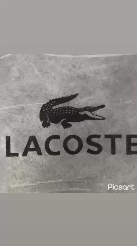 Lacoste On The Go small messenger bag in Navy and Black - original product video