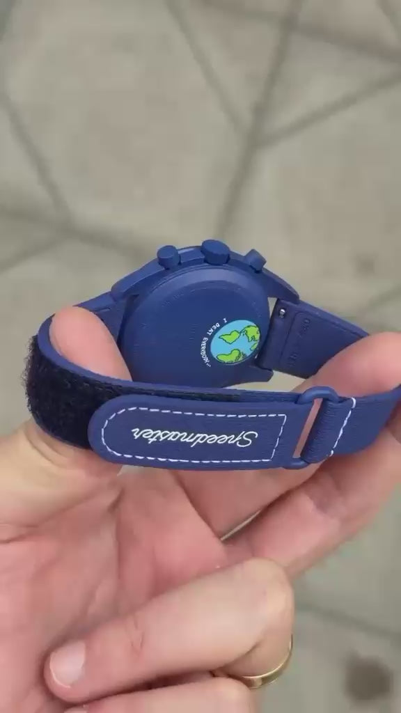 Omega × Swatch MoonSwatch Mission to Earthphase Moonshine Gold replica watch product video