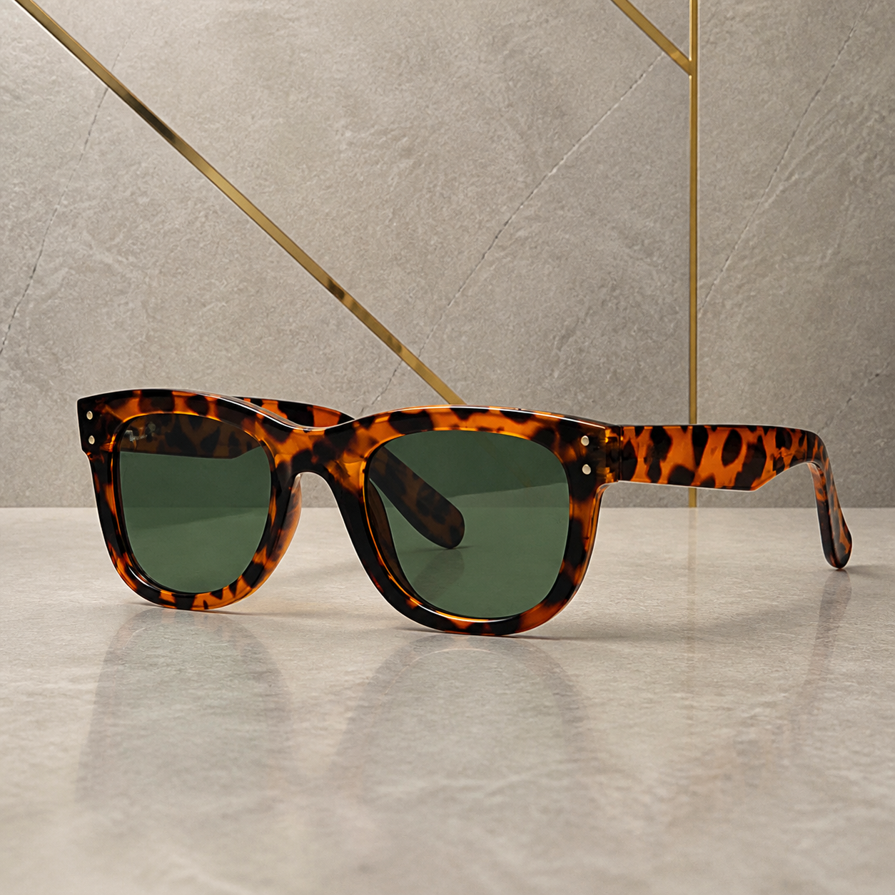 Ray-Ban unisex square sunglasses in Dark Tortoiseshell / Green Lens, hero three-quarter view