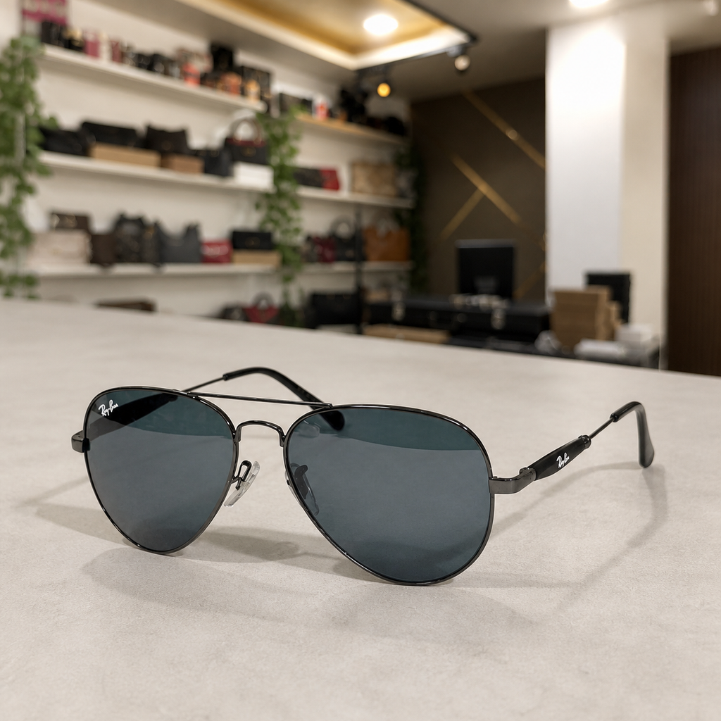 Ray-Ban 3517 Black / Blue-Grey aviator sunglasses - additional product view