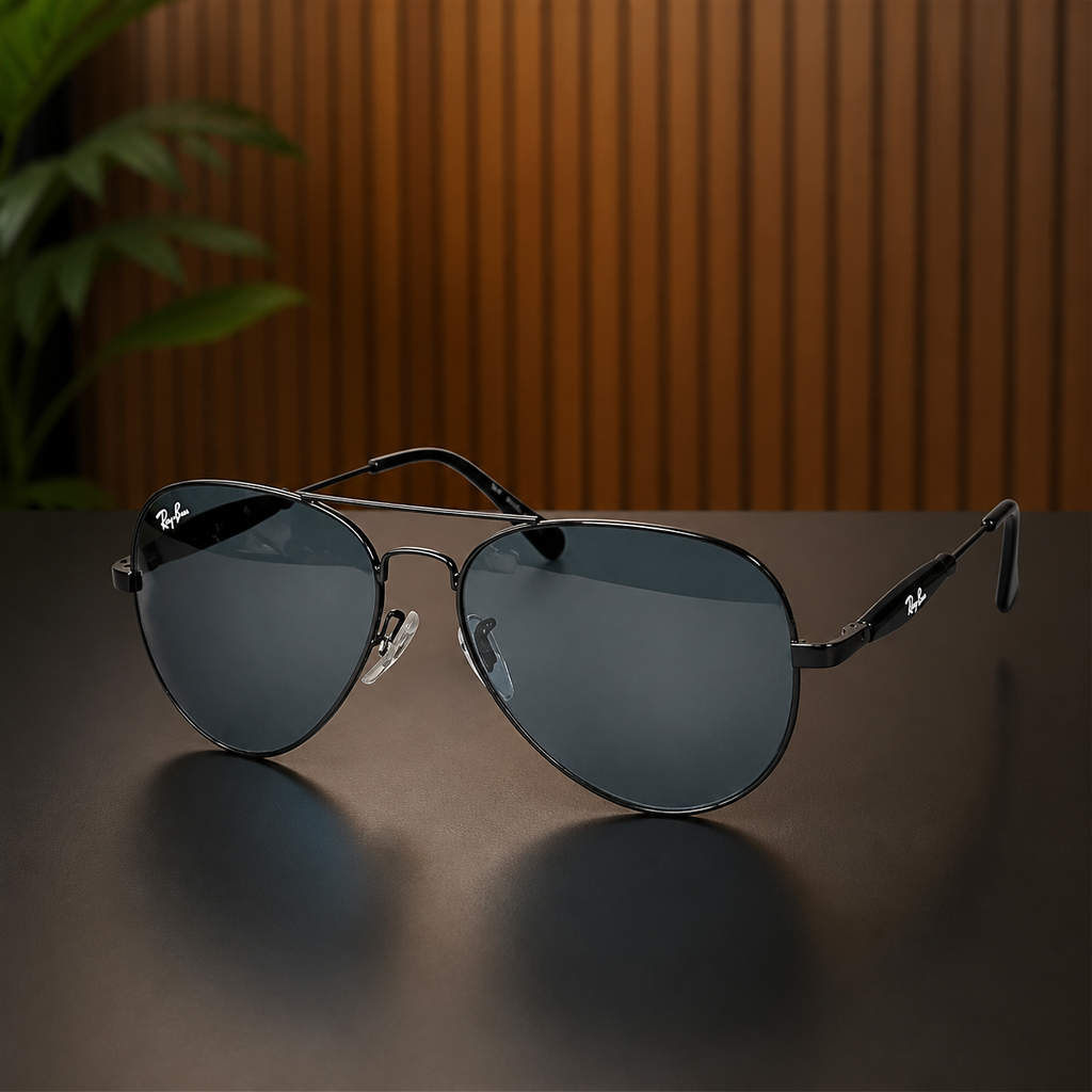 Ray-Ban 3517 Black / Blue-Grey aviator sunglasses - office lifestyle