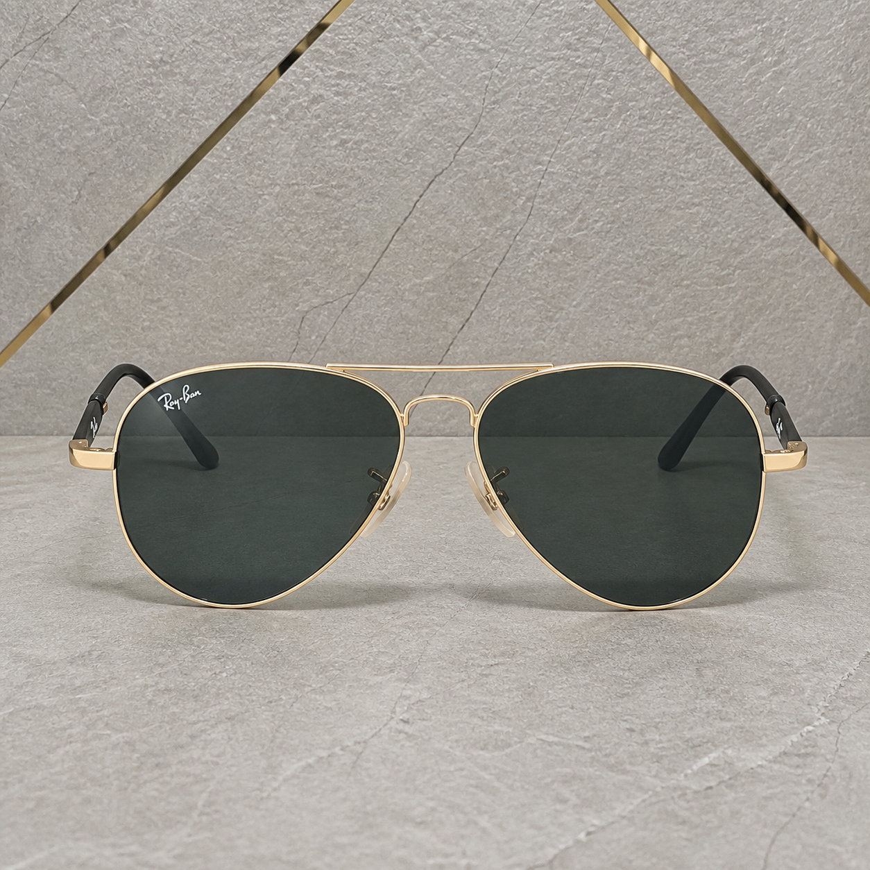 Ray-Ban 3517 Gold / Dark Green aviator sunglasses - front hero view