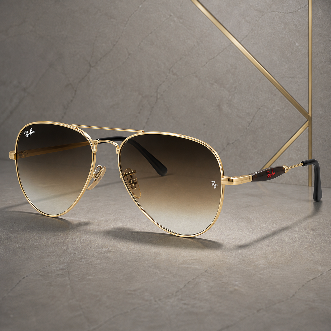 Ray-Ban 3517 Gold / Brown Gradient aviator sunglasses - temple detail