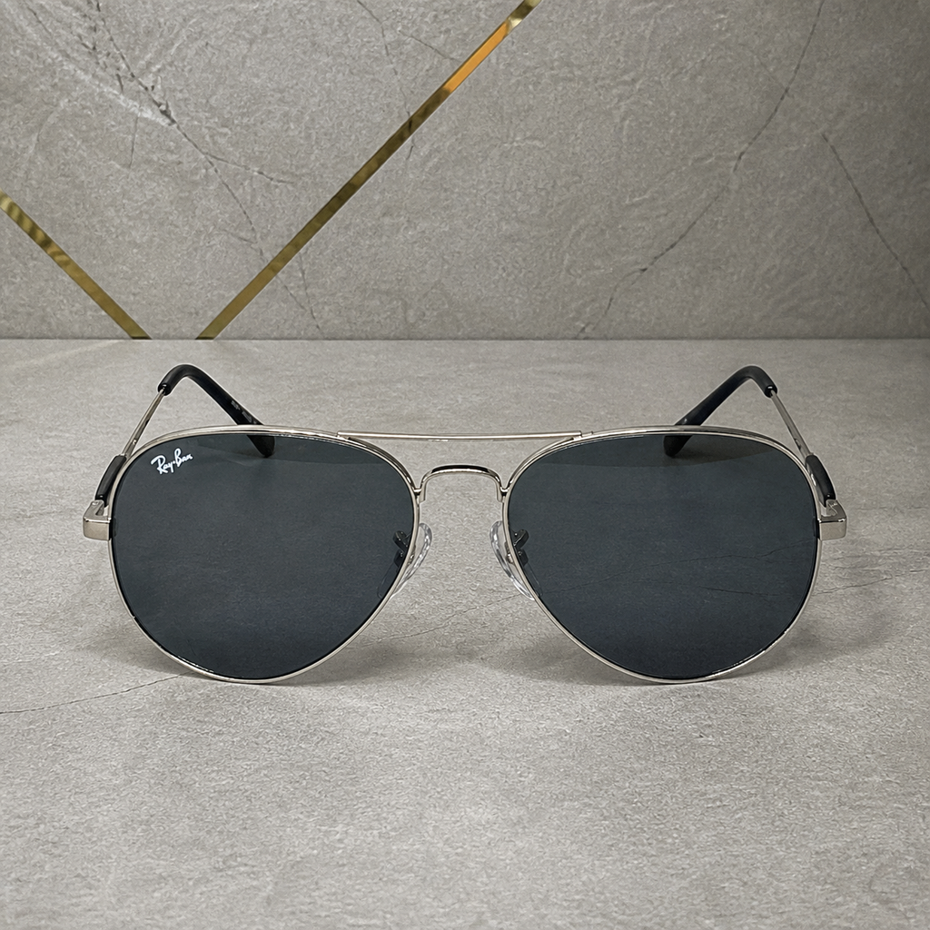 Ray-Ban 3517 Silver / Dark Smoke aviator sunglasses - front hero view