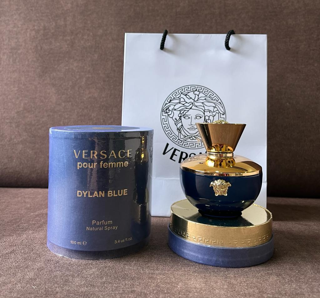 Versace Dylan Blue Pour Femme Eau de Parfum supplier photo