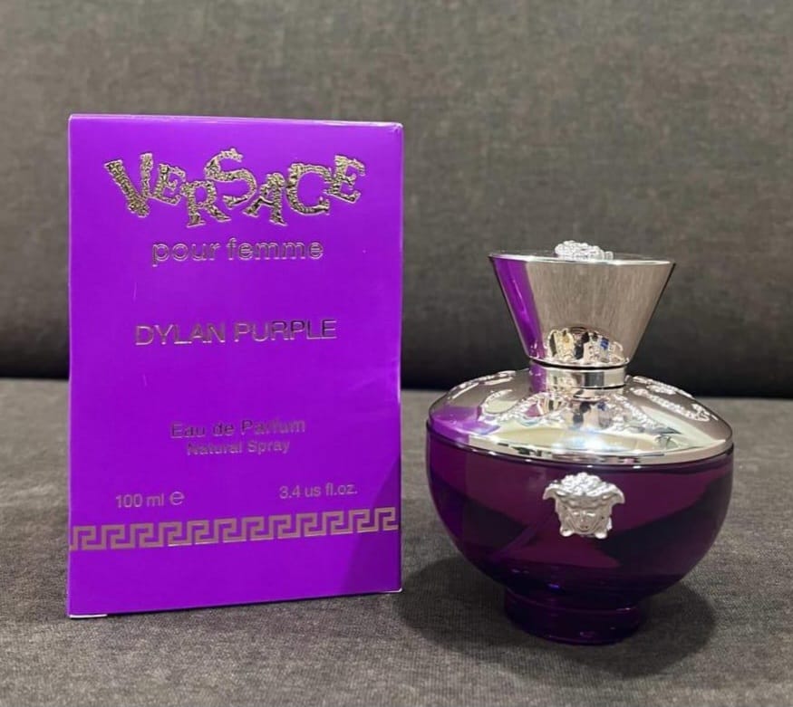Versace Dylan Purple Eau de Parfum supplier photo