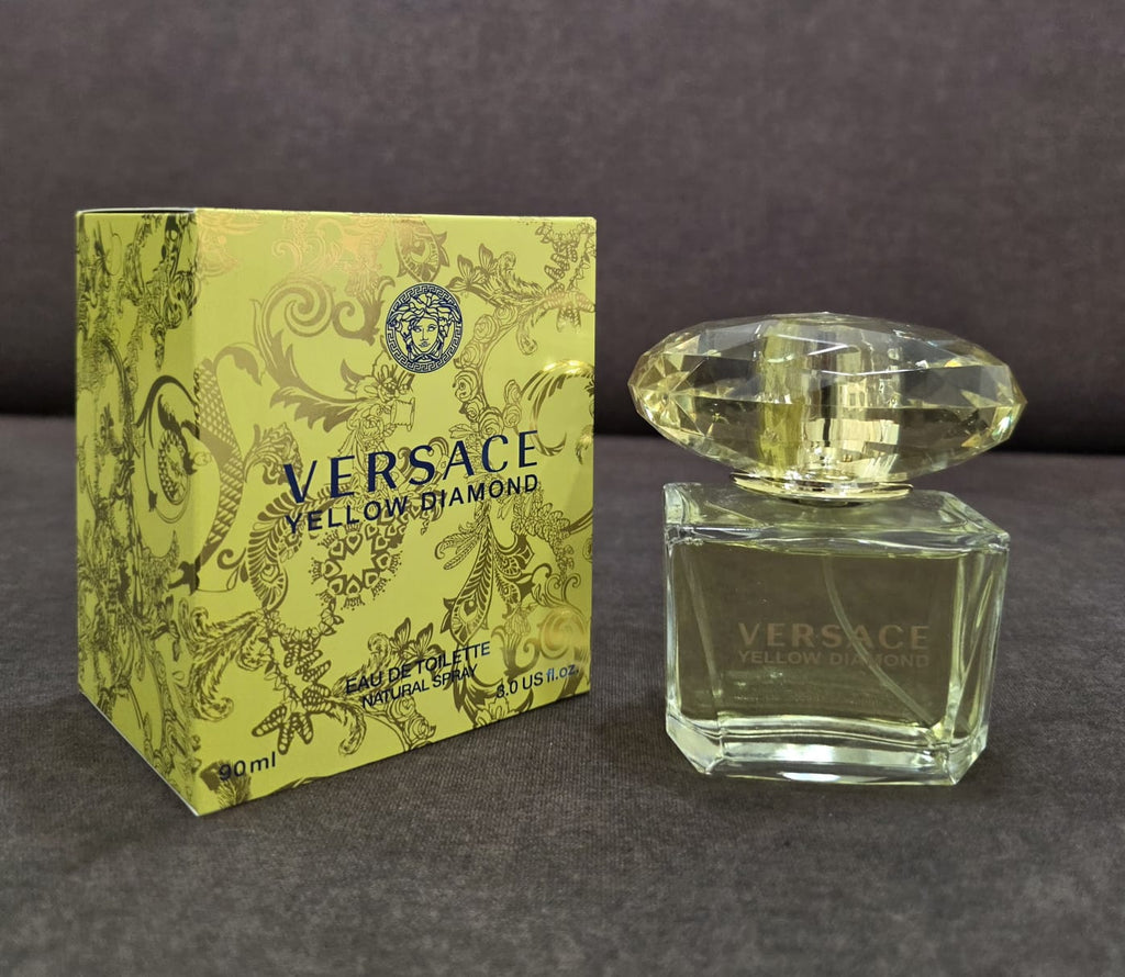 Versace Yellow Diamond Intense Eau de Parfum supplier photo