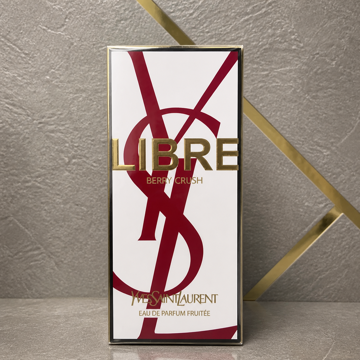 YSL Libre Berry Crush Eau de Parfum packaging detail